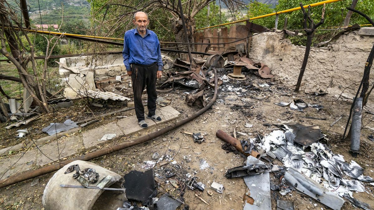 Válka v Karabachu zuří: mrtvých přibývá, lidé staví podzemní kryty